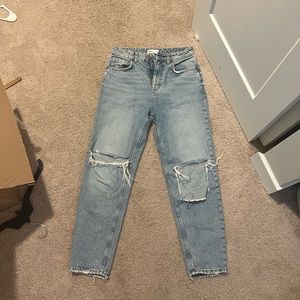 Zara mom fit jeans size 4